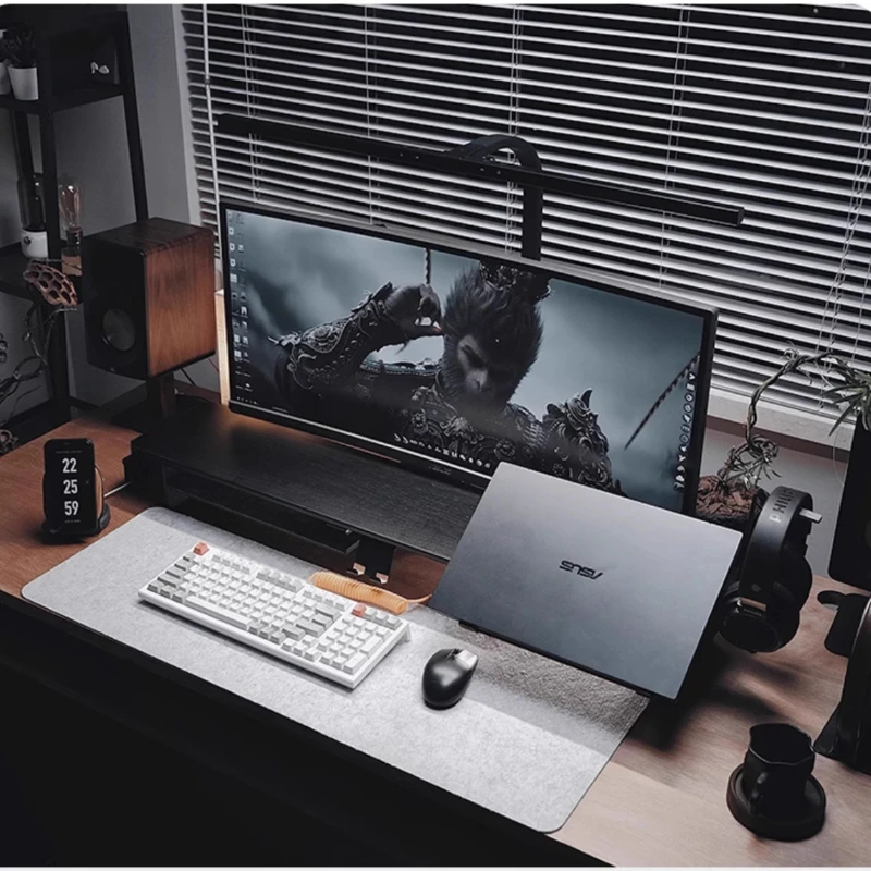 Supporto Modulare per Monitor  - Desk Setup With Laptop And Monitor recensione e prezzo